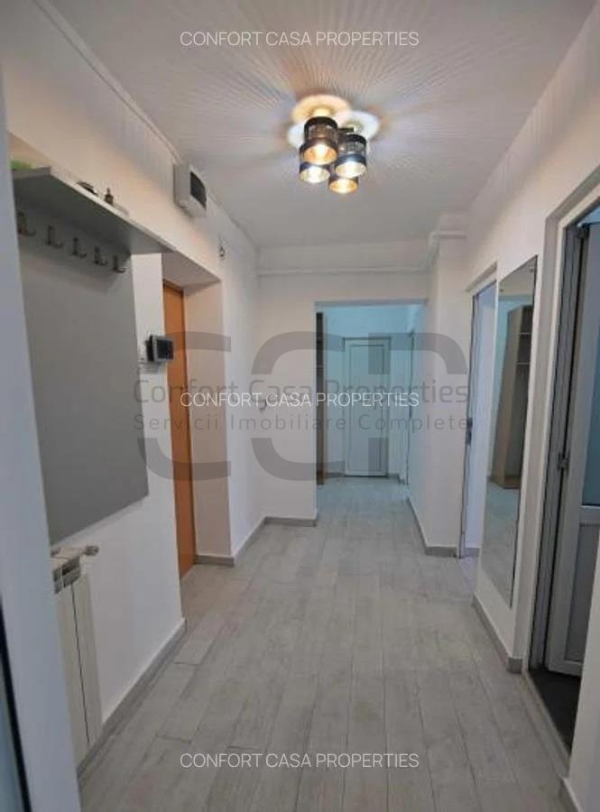 Bulevardul Decebal, stradal, RENOVAT RECENT,metrou Piata Muncii